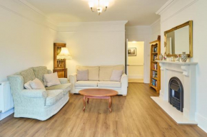 Host & Stay - Admiral's Rest